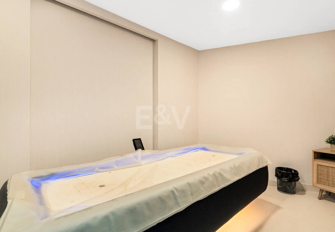 Penthouse med Sea & Mountain Utsikter i 5-stjärniga gemenskap