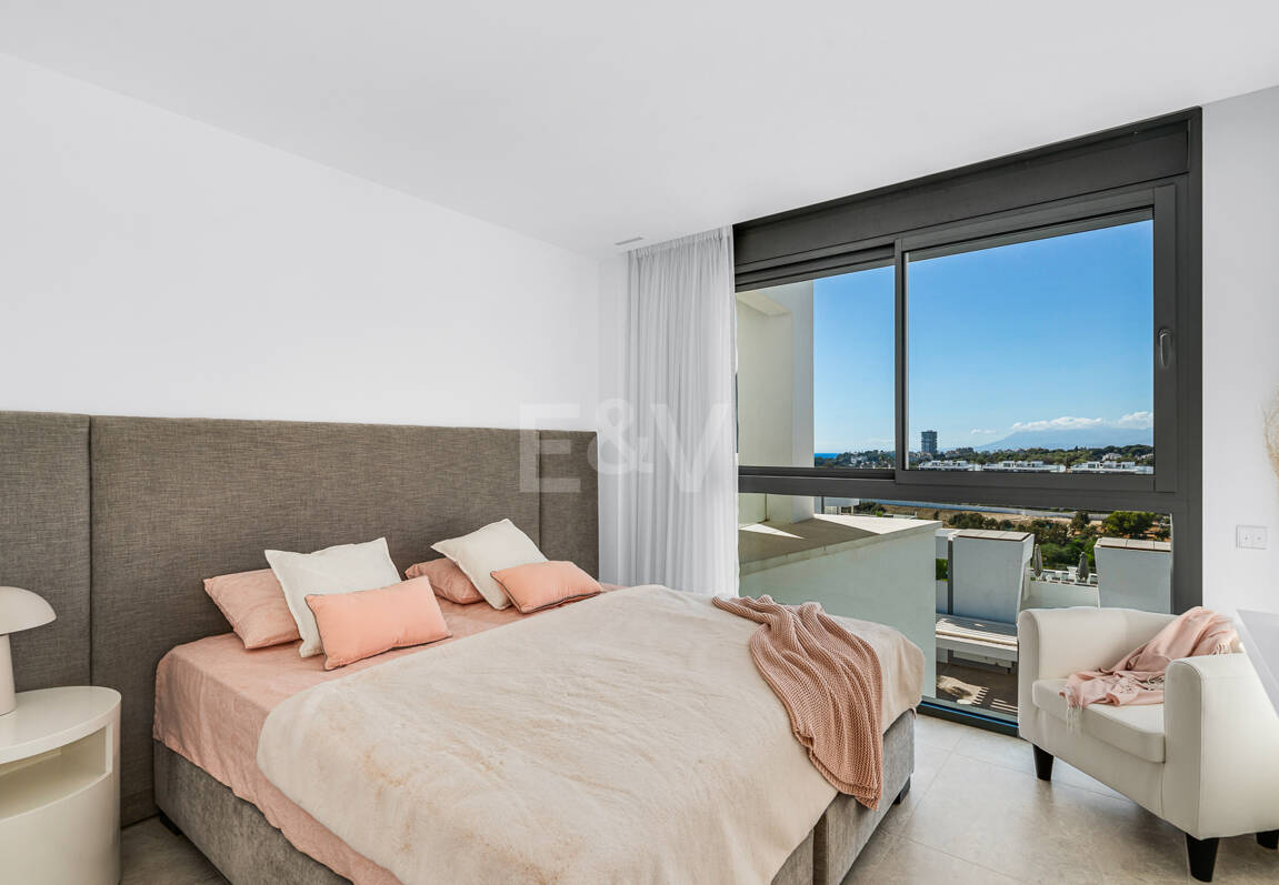 Penthouse with Sea & Mountain Views in 5-Star Community