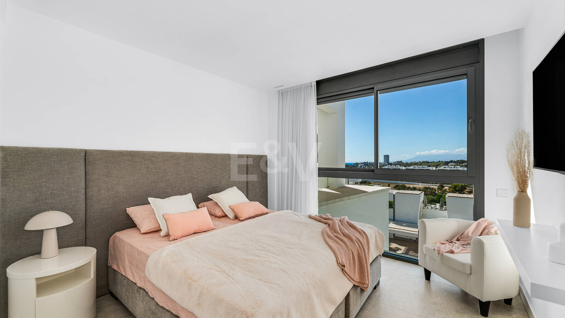 Penthouse med Sea & Mountain Utsikter i 5-stjärniga gemenskap