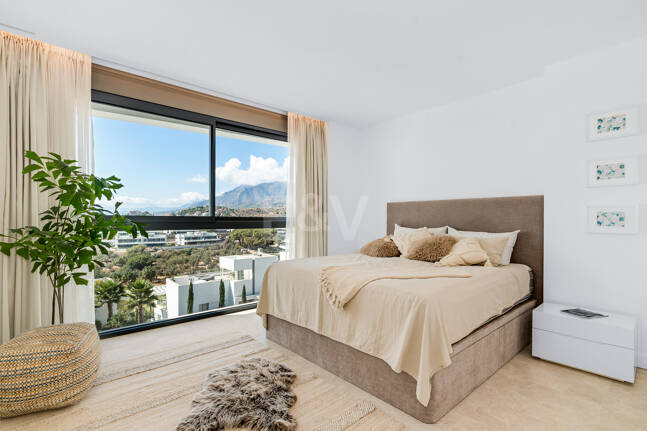 Penthouse with Sea & Mountain Views in 5-Star Community