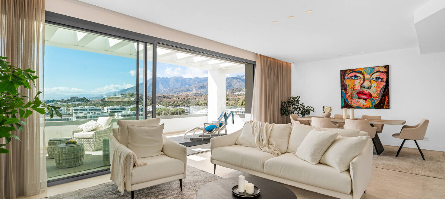 Penthouse mit Meer- und Bergblick in einer 5-Sterne-Wohnanlage