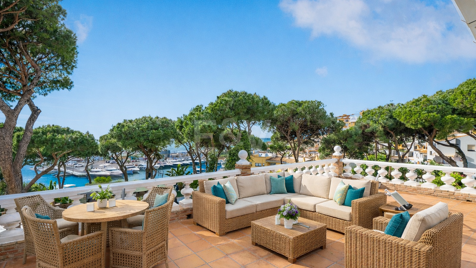 Villa med privat tillgång till stranden och Cabopino Marina