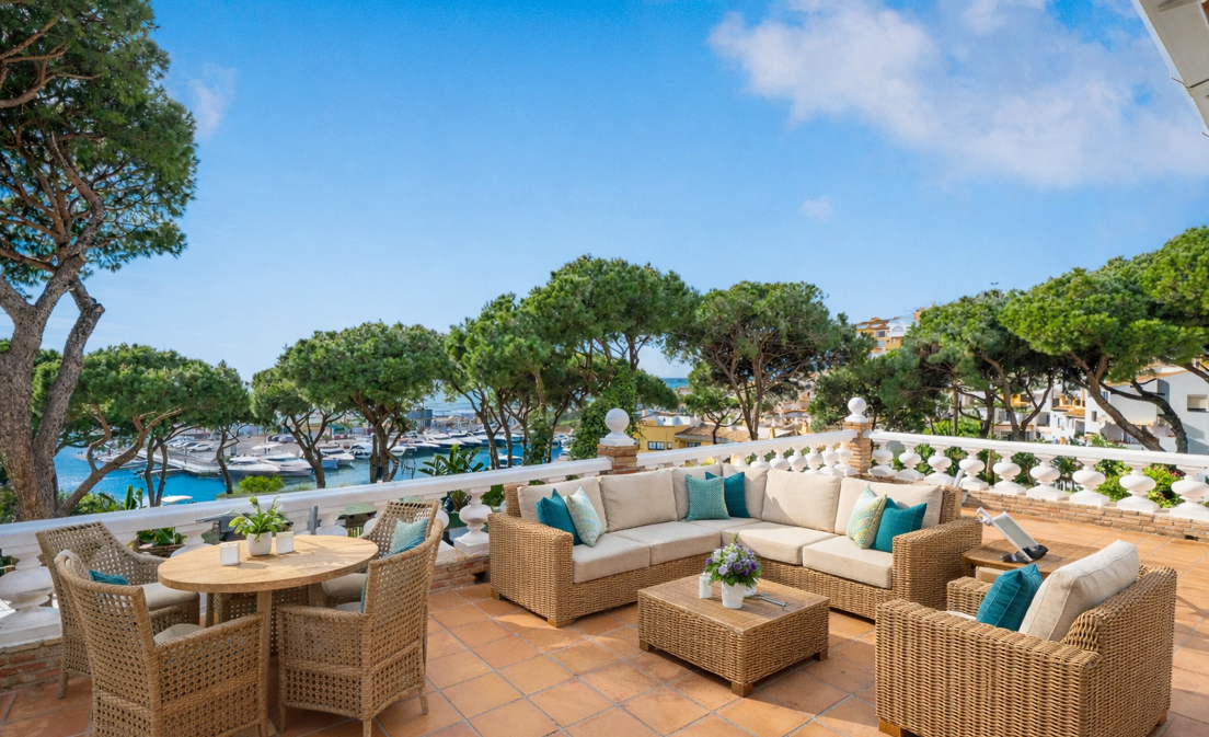 Willa z prywatnym dostępem do plaży i Cabopino Marina