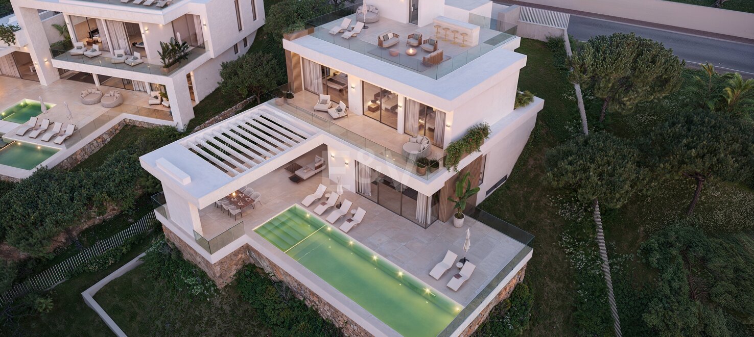 4 Exclusive Plots with Building Licence