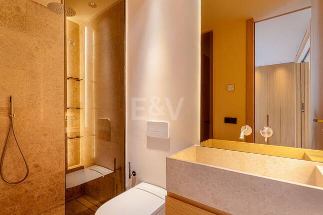 Duplex Penthouse with La Concha Views in Lomas del Rey