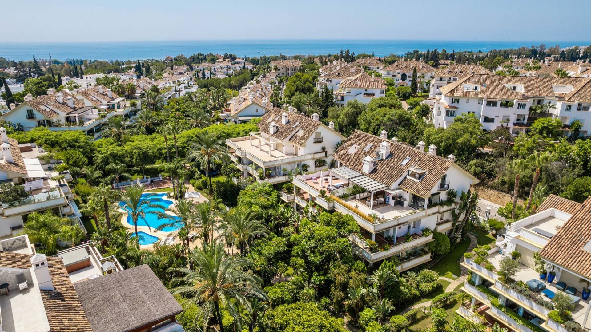 Penthouse na sprzedaż w Las Lomas del Marbella Club, Marbella Golden Mile