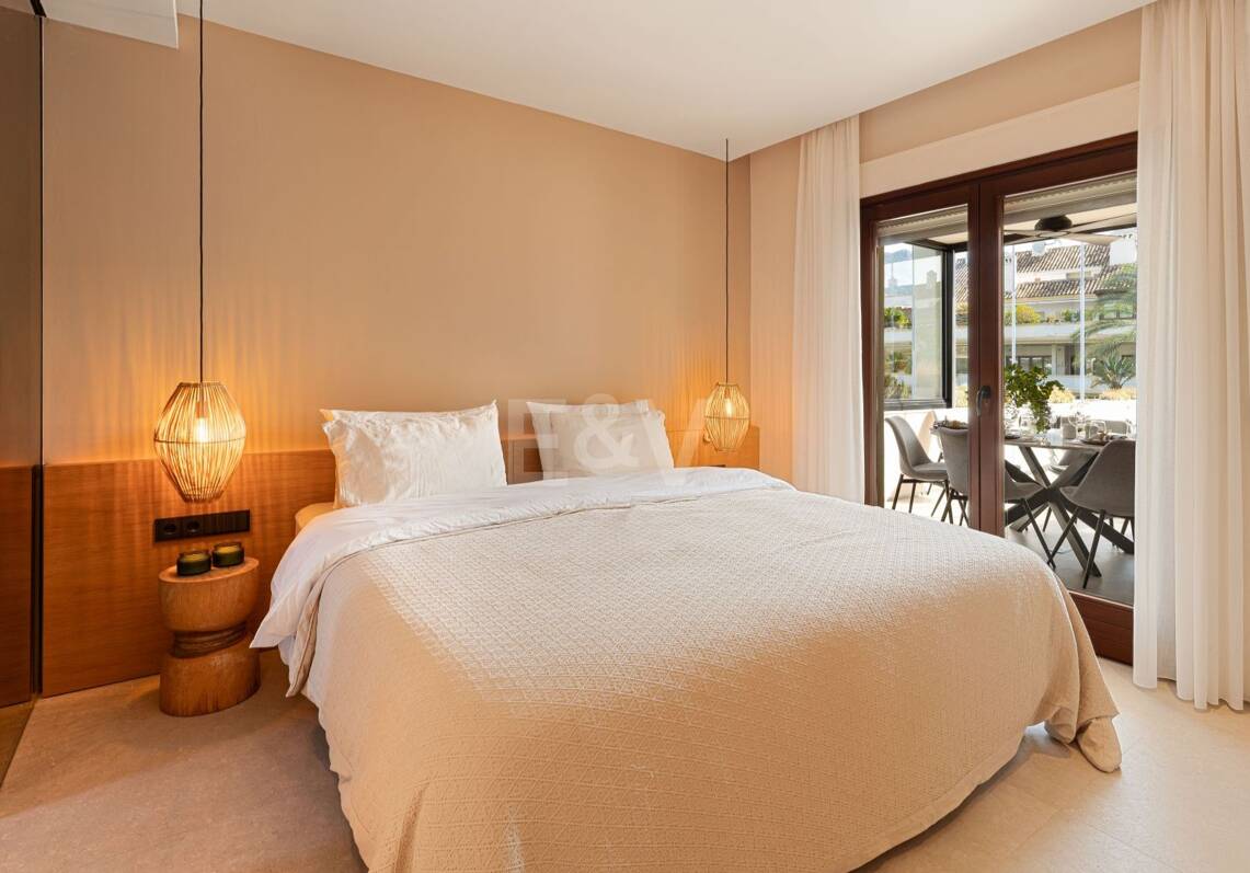 Penthouse Duplex avec vues sur La Concha à Lomas del Rey
