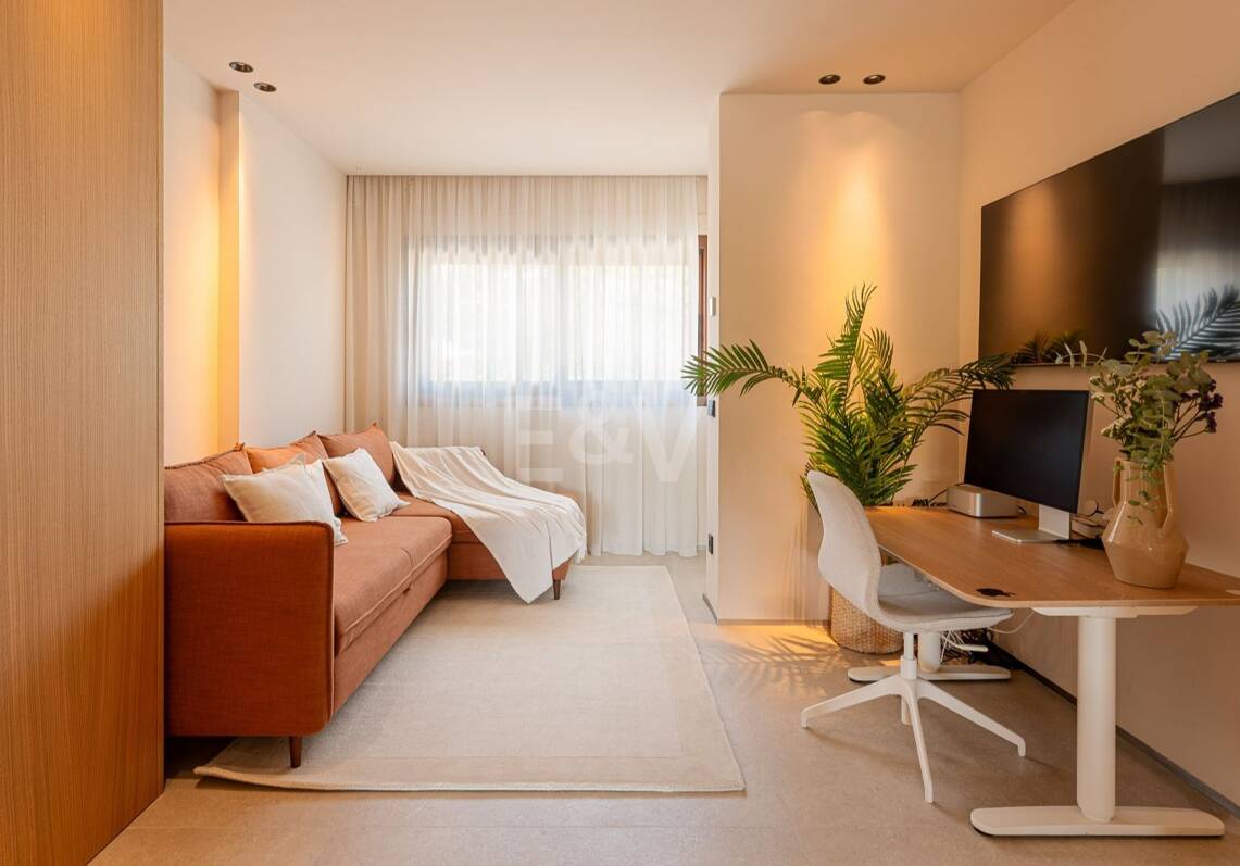 Penthouse Duplex avec vues sur La Concha à Lomas del Rey