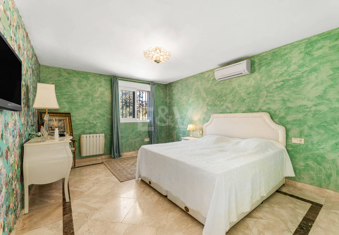 Traditionell Villa på den mest exklusiva stranden av Marbella East