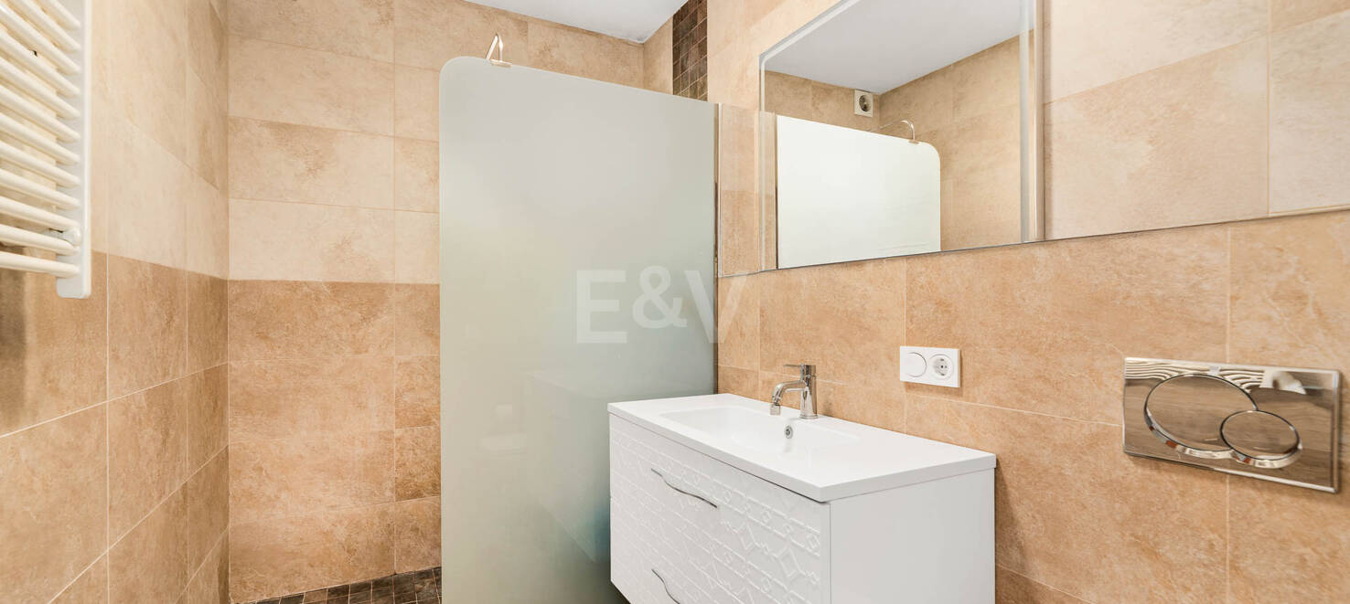 Traditionell Villa på den mest exklusiva stranden av Marbella East