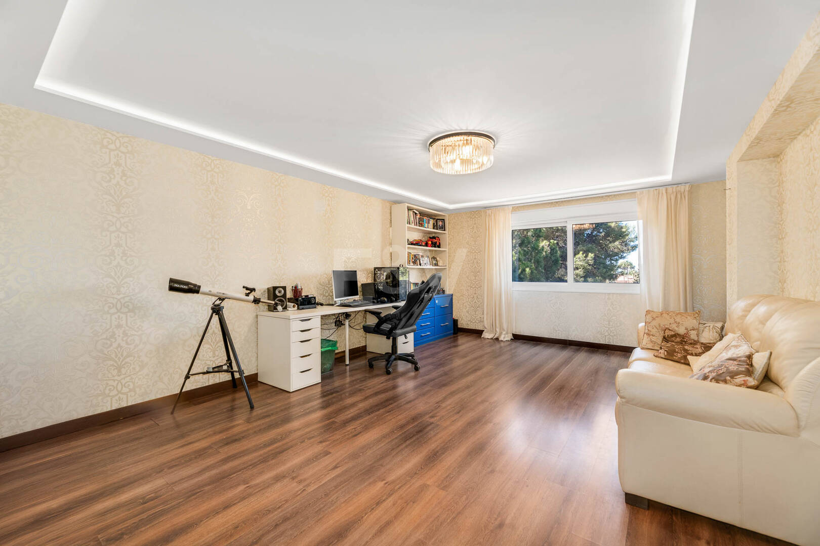 Traditionell Villa på den mest exklusiva stranden av Marbella East