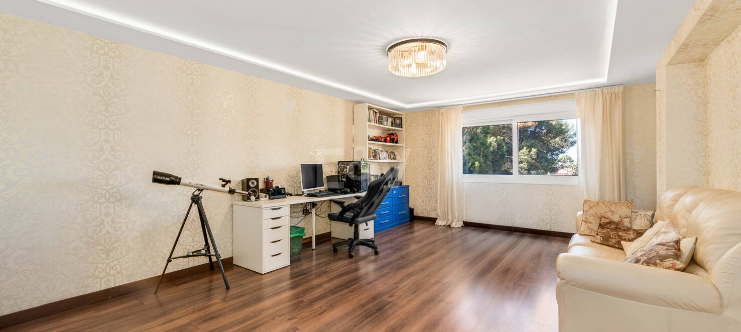 Traditionell Villa på den mest exklusiva stranden av Marbella East