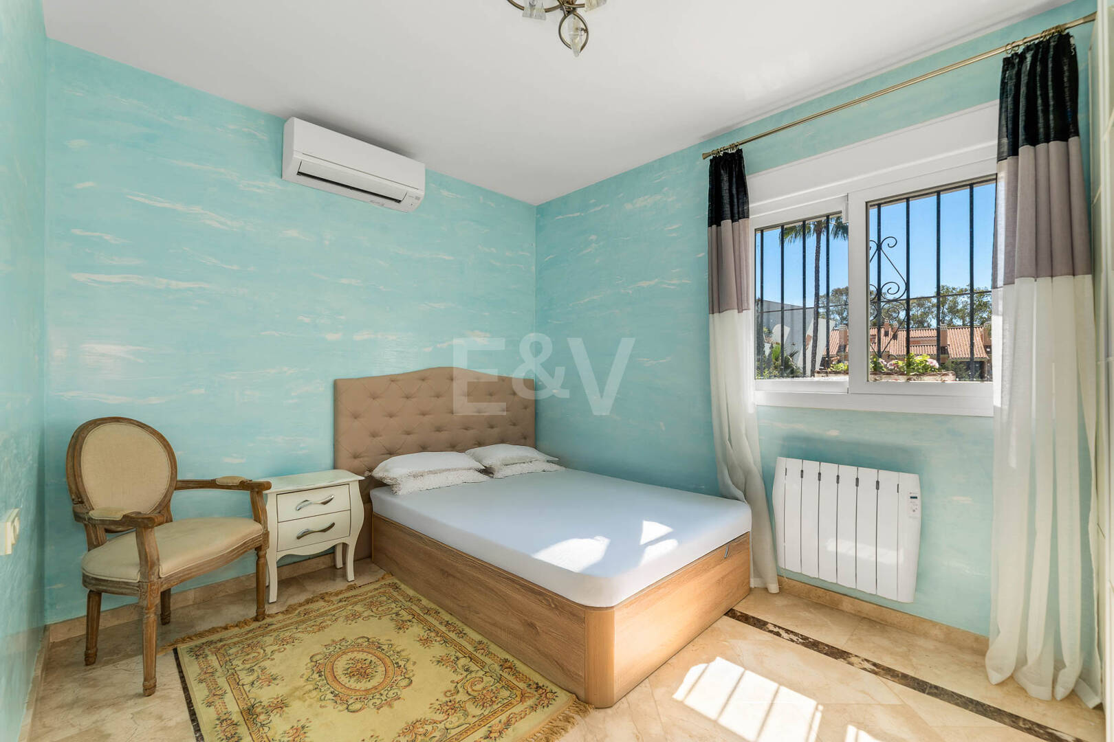 Traditionell Villa på den mest exklusiva stranden av Marbella East