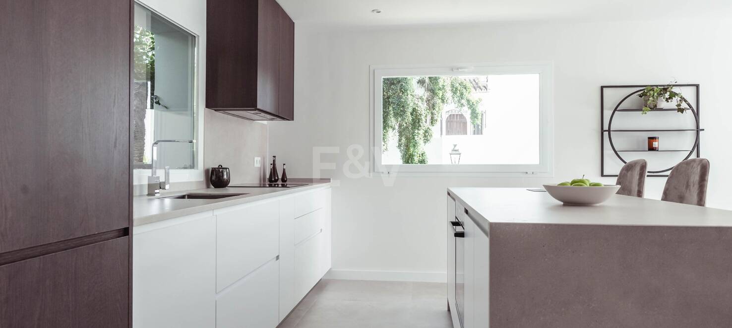 Luxury Duplex Apartment with Andalusian Charm