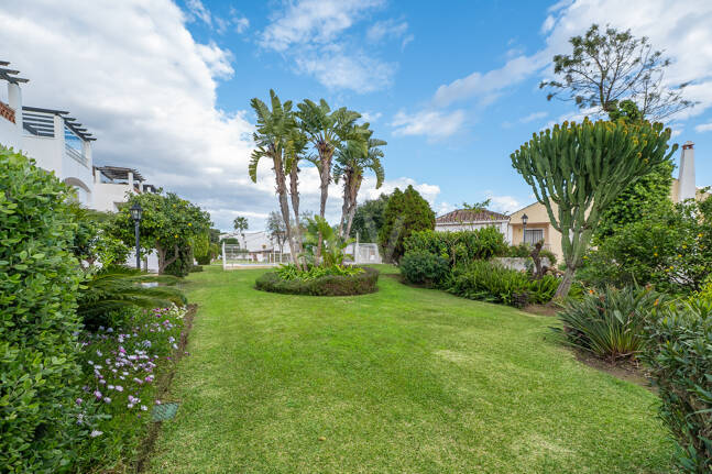 Beachside Townhouse med havsutsikt i Costabella