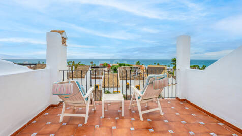 Strandnahes Reihenhaus mit Meerblick in Costabella