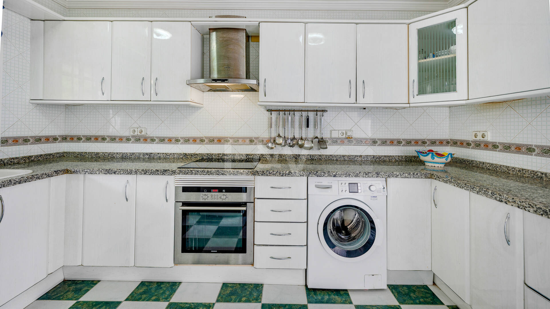 Beachside Townhouse med havsutsikt i Costabella