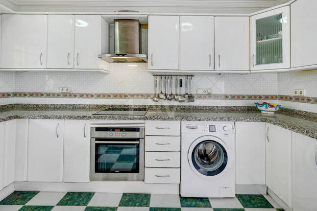 Beachside Townhouse med havsutsikt i Costabella