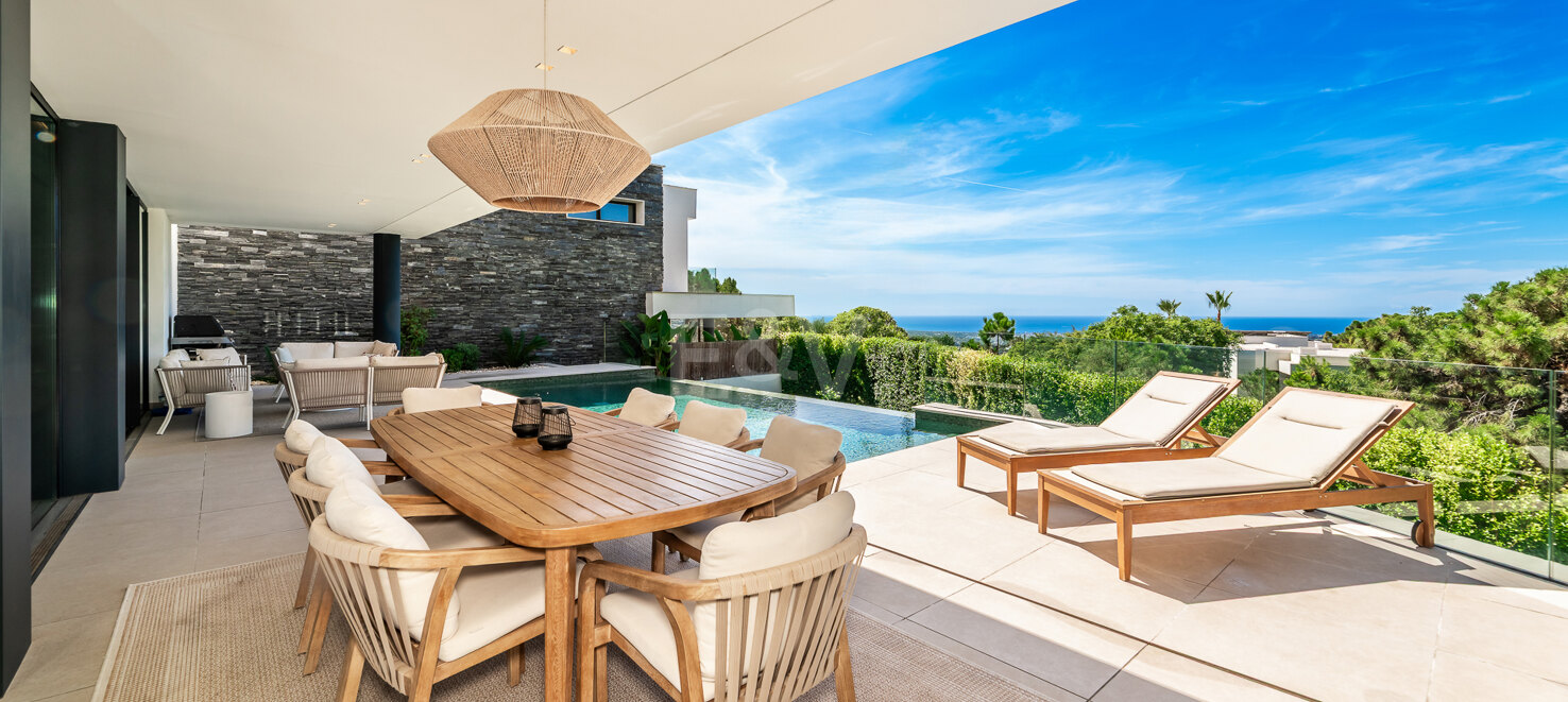 Stylish Well-Priced Contemporary Villa with Breathtaking Panoramic Views in Banus Heights, Benahavis