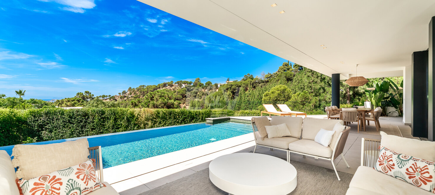 Stylish Well-Priced Contemporary Villa with Breathtaking Panoramic Views in Banus Heights, Benahavis