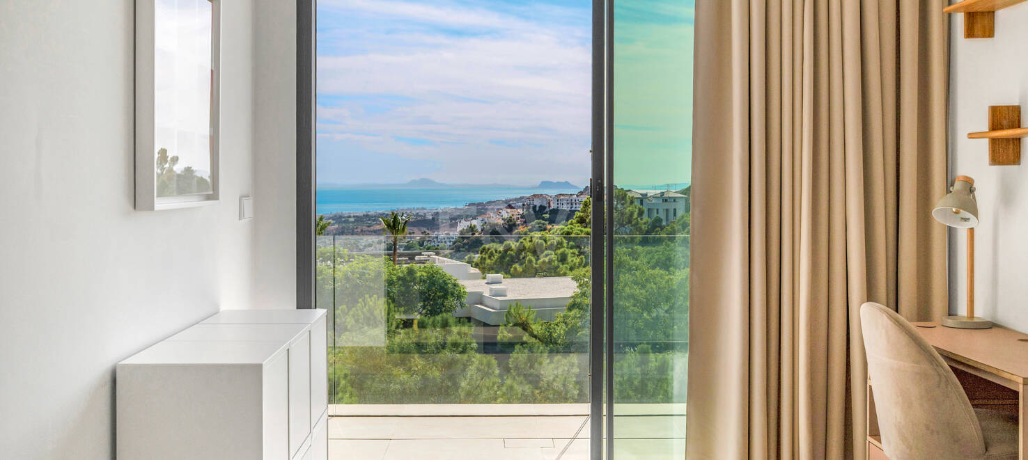 Stylish Well-Priced Contemporary Villa with Breathtaking Panoramic Views in Banus Heights, Benahavis