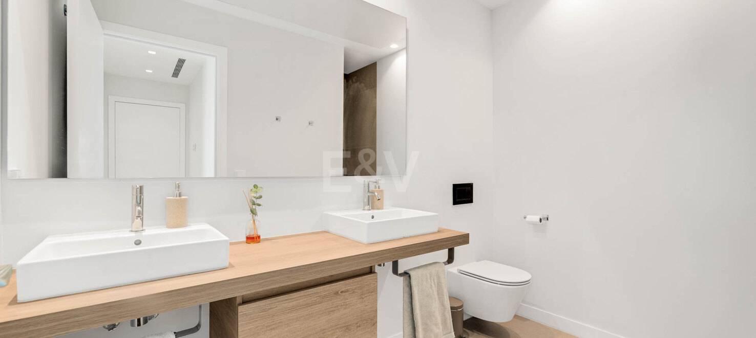 Stylish Well-Priced Contemporary Villa with Breathtaking Panoramic Views in Banus Heights, Benahavis