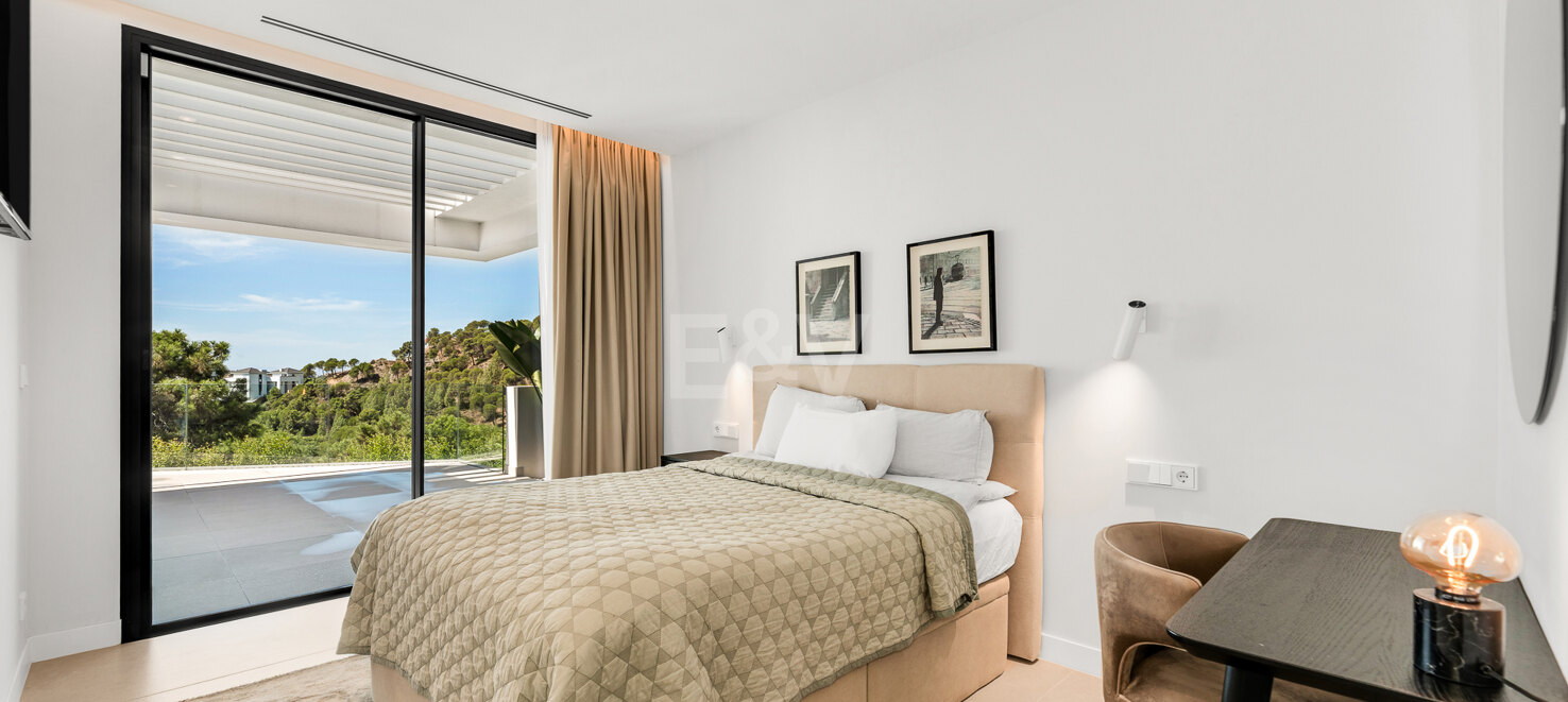 Stylish Well-Priced Contemporary Villa with Breathtaking Panoramic Views in Banus Heights, Benahavis