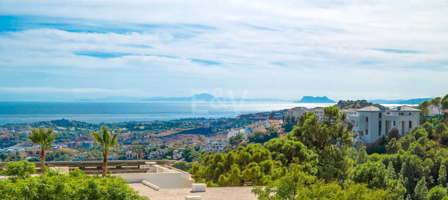 Stylish Well-Priced Contemporary Villa with Breathtaking Panoramic Views in Banus Heights, Benahavis