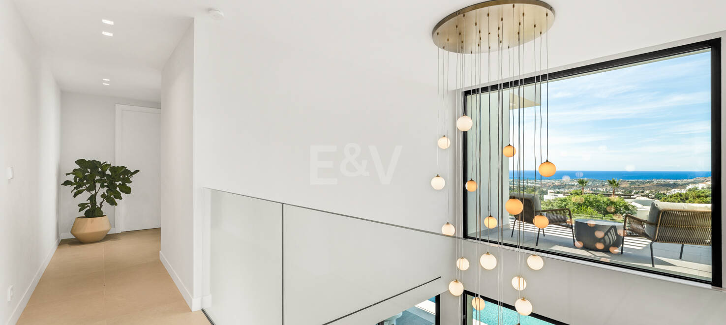 Stylish Well-Priced Contemporary Villa with Breathtaking Panoramic Views in Banus Heights, Benahavis