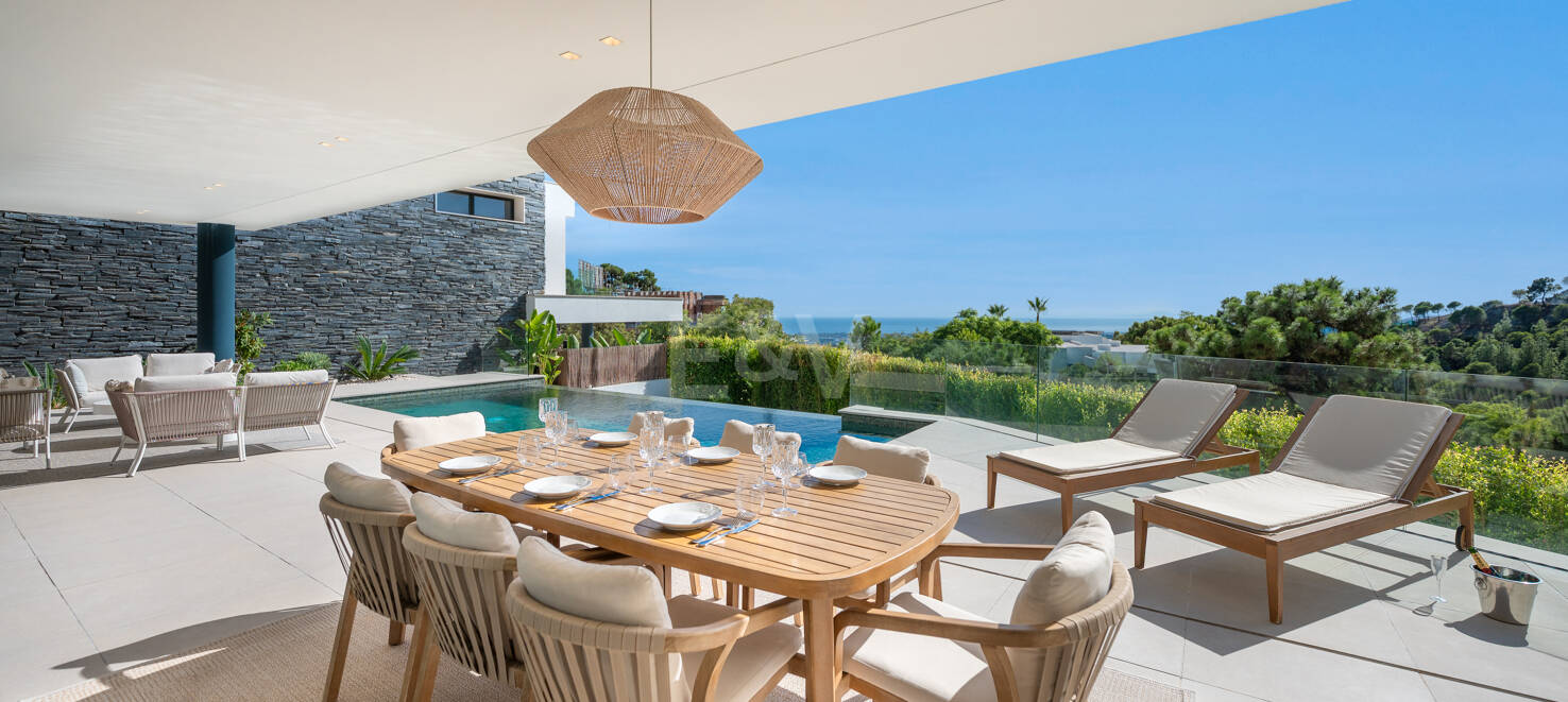Stylish Well-Priced Contemporary Villa with Breathtaking Panoramic Views in Banus Heights, Benahavis