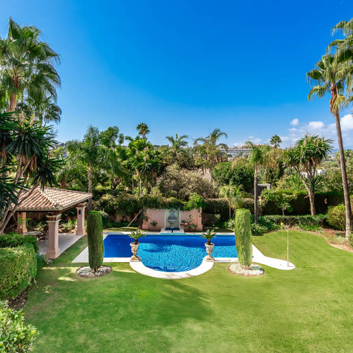 Willa na sprzedaż w Nueva Andalucia, Marbella (Wszystkie obszary)