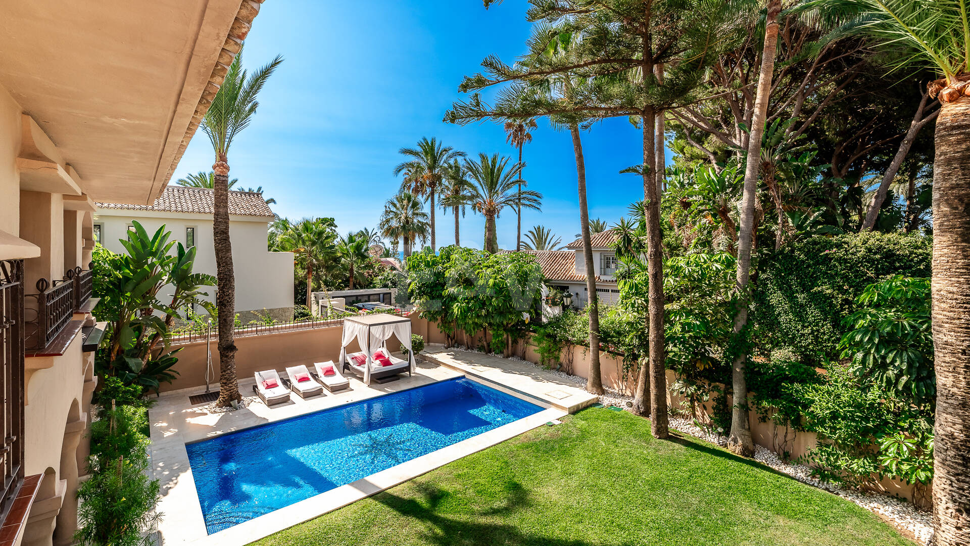 Beachside Elegant traditionell villa i Los Monteros
