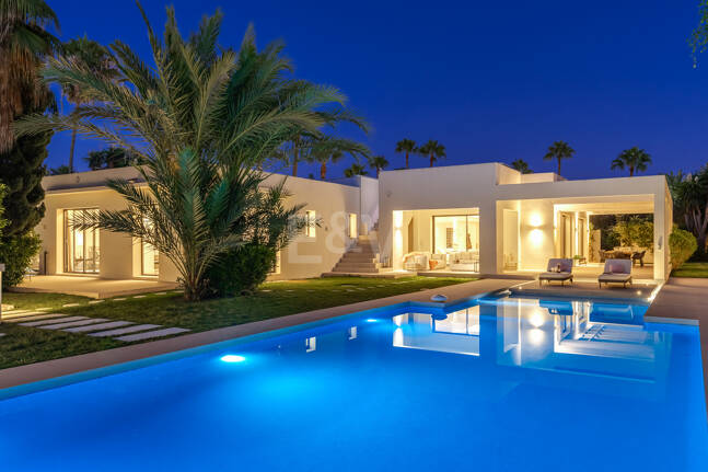 Casa del Mar: Villa de Lujo frente al Mar