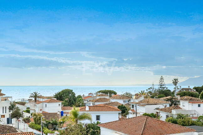 Townhouse nära stranden i Costabella