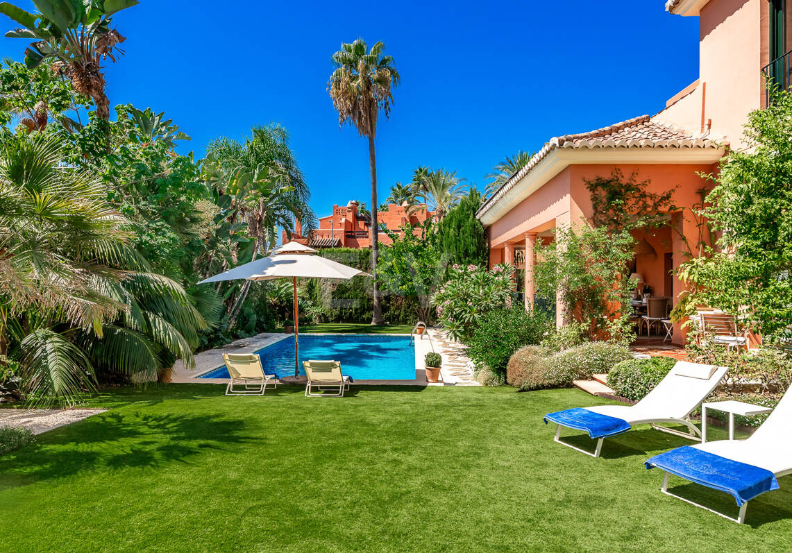Elegante Villa in der Nähe des exklusiven Puente Romano Resorts