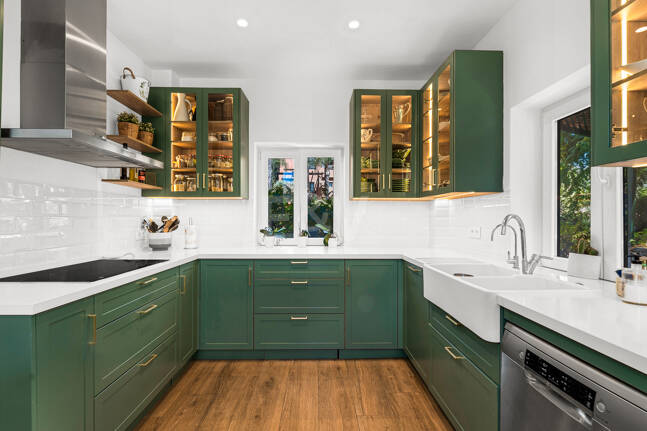 Elegant Villa Next to the Exclusive Puente Romano Resort