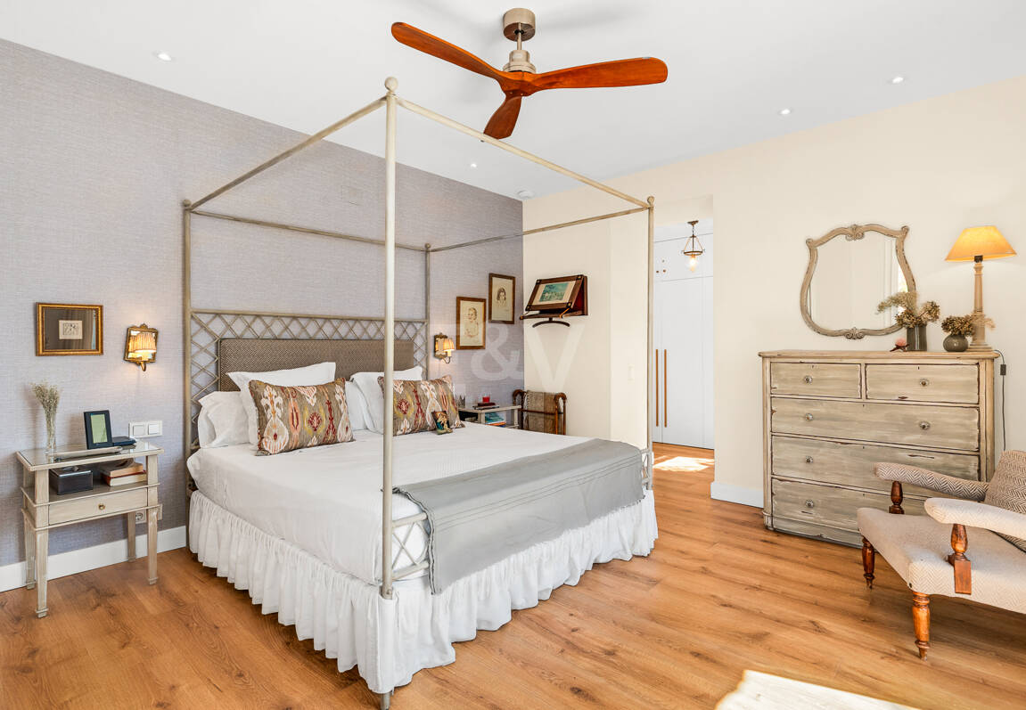 Elegant Villa Next to the Exclusive Puente Romano Resort