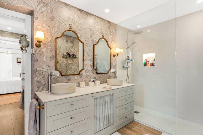 Elegant Villa Next to the Exclusive Puente Romano Resort