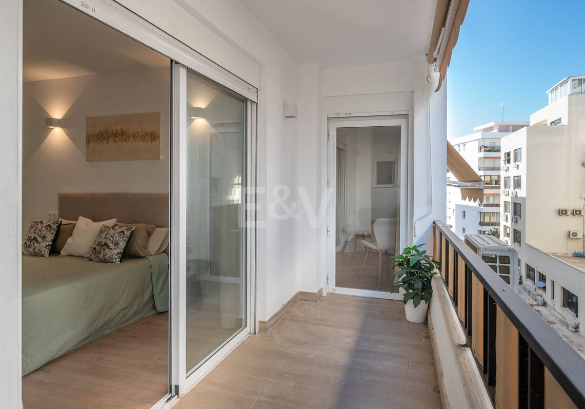 Modernes Apartment mit Privatem Balkon im Lebendigen Zentrum von Marbella