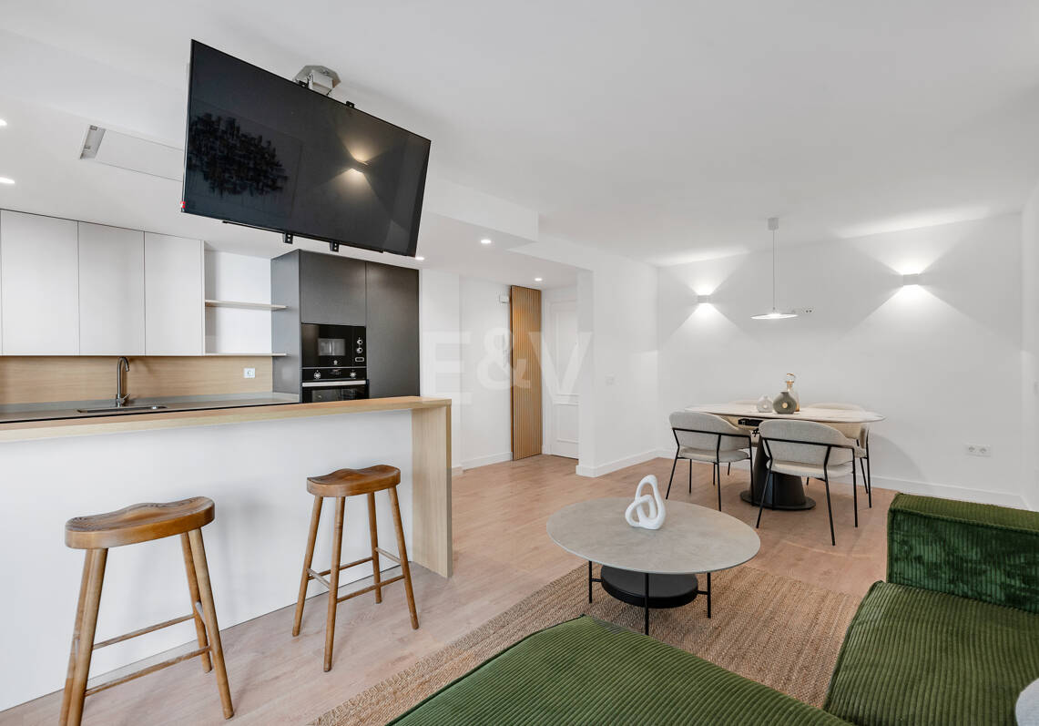 Modernes Apartment mit Privatem Balkon im Lebendigen Zentrum von Marbella