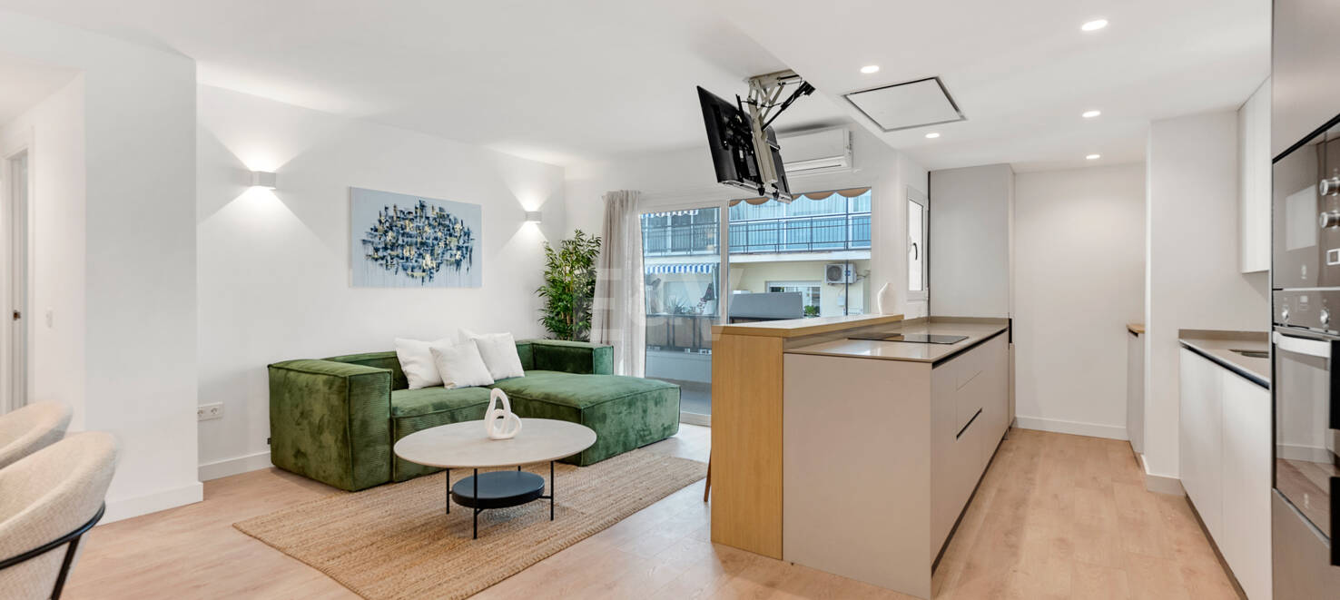 Modernes Apartment mit Privatem Balkon im Lebendigen Zentrum von Marbella