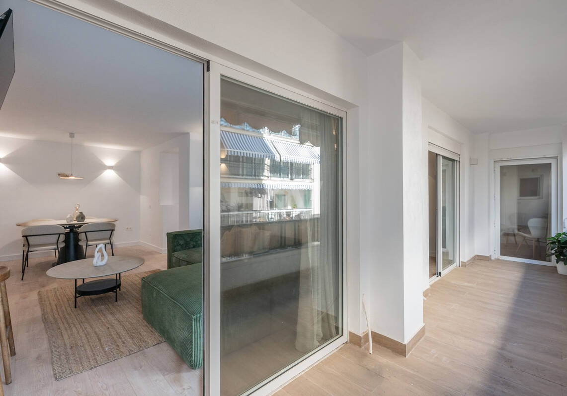 Modernes Apartment mit Privatem Balkon im Lebendigen Zentrum von Marbella