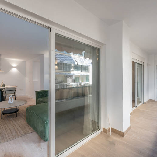 Modernes Apartment mit Privatem Balkon im Lebendigen Zentrum von Marbella