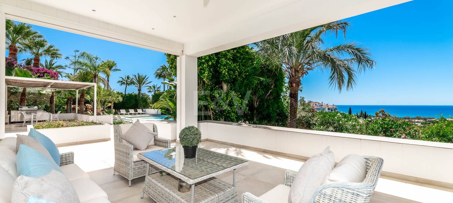Atemberaubende Villa mit fantastischem Meerblick