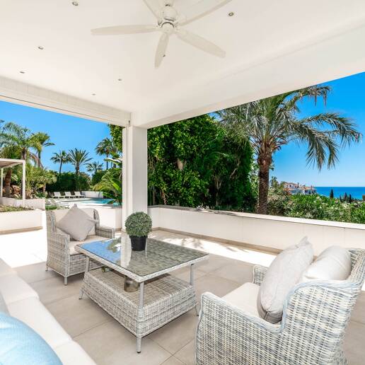 Atemberaubende Villa mit fantastischem Meerblick