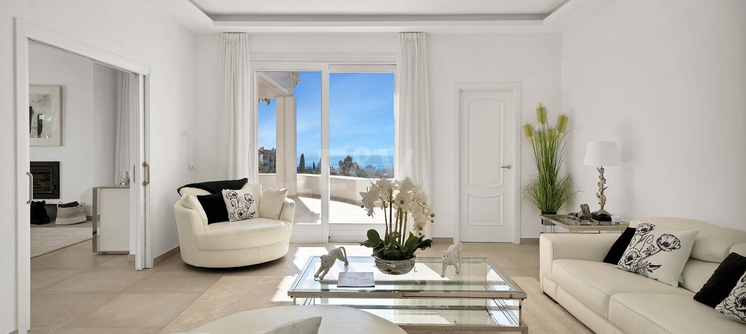 Atemberaubende Villa mit fantastischem Meerblick