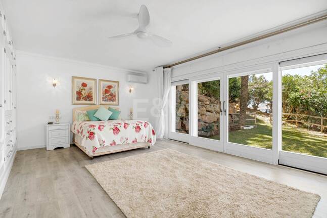 Impresionante villa con vistas al mar