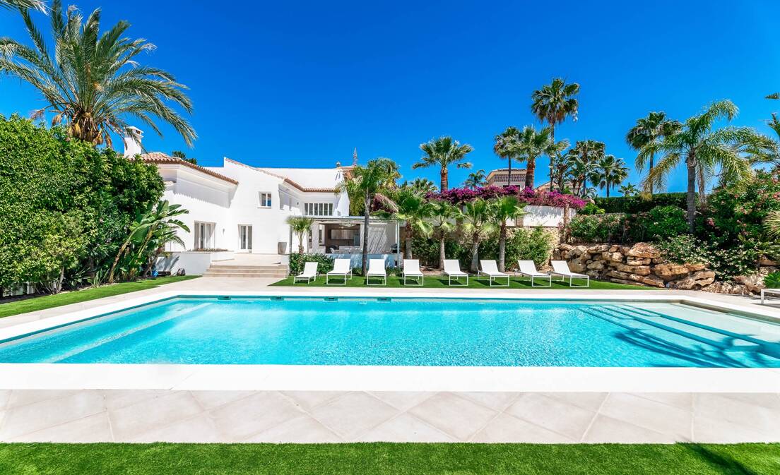 Atemberaubende Villa mit fantastischem Meerblick