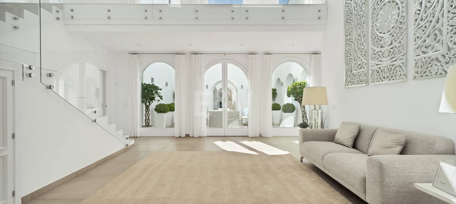 Atemberaubende Villa mit fantastischem Meerblick