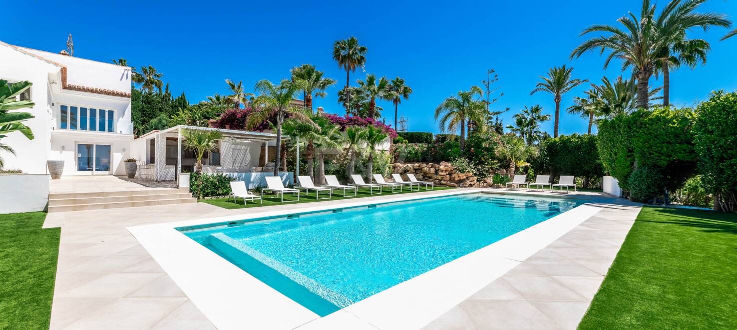 Atemberaubende Villa mit fantastischem Meerblick